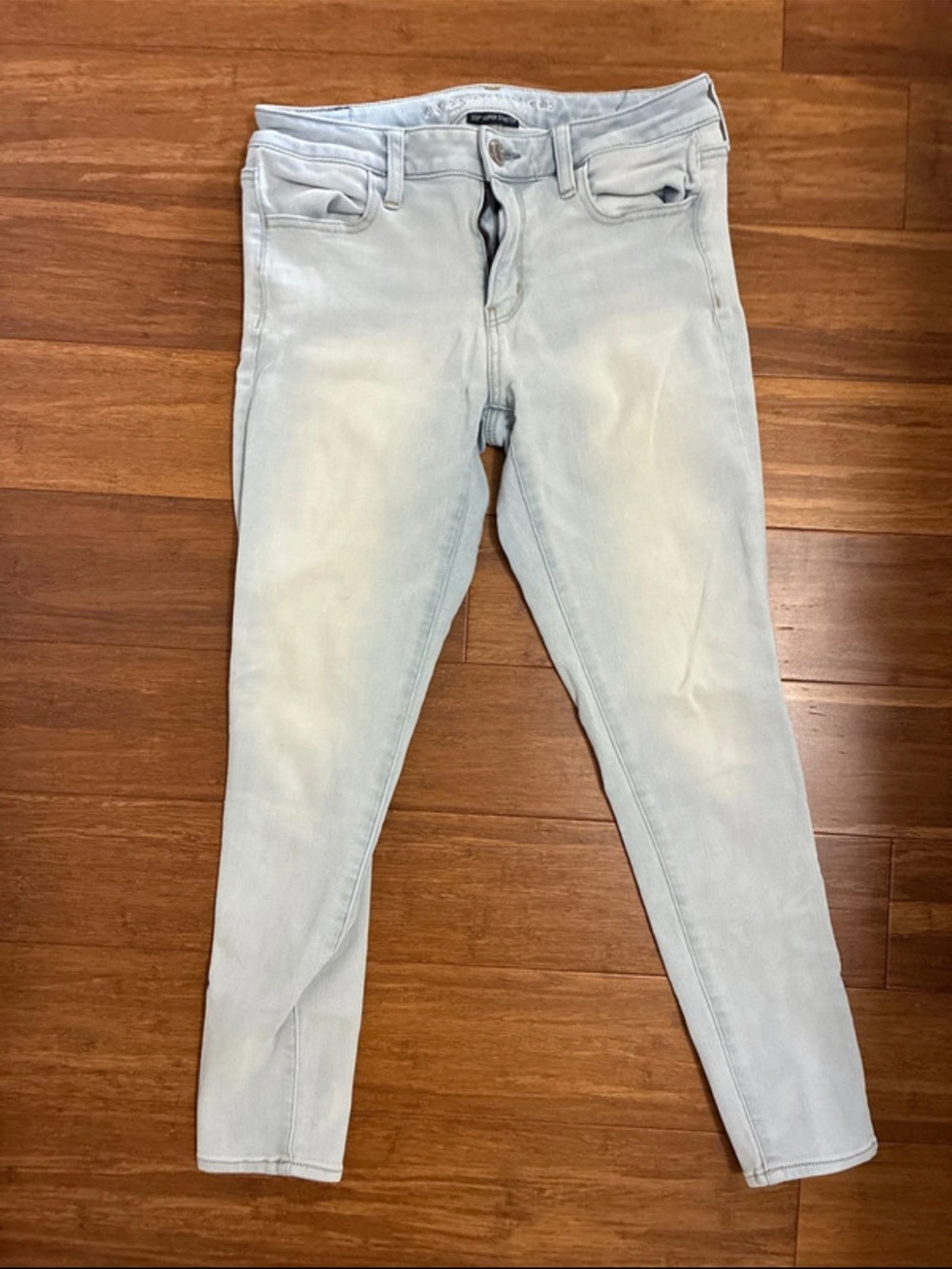 American Eagle Outfitters Light Blue Skinny Jeans